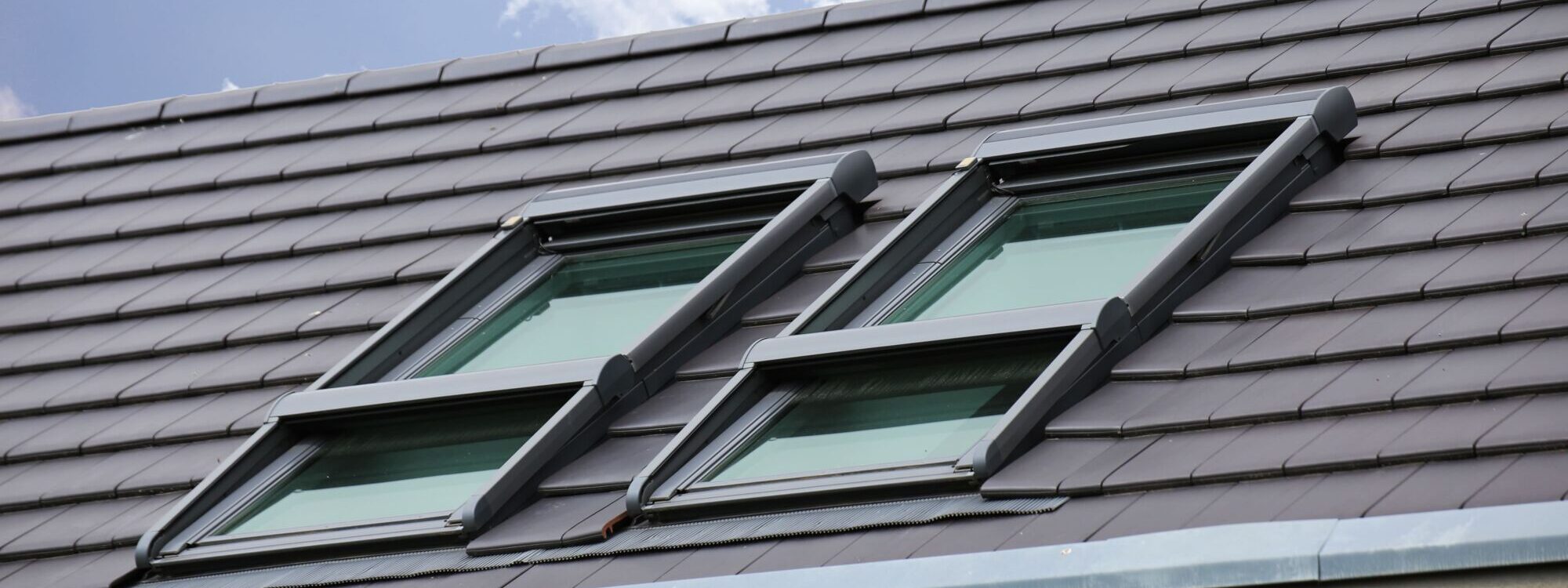 Installation de fenêtres de toit VELUX® et Fakro près de Strasbourg et Sélestat Erstein